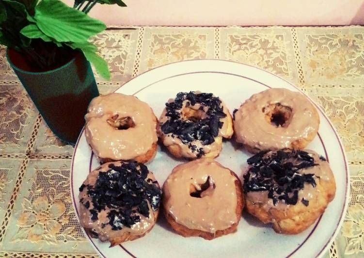 Donat Kentang Toping Hazelnut & Blackforest