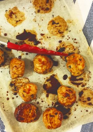 A picture of Tsukune Meatballs.