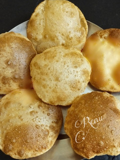 पूरी (poori recipe in Hindi) रेसिपी मुख्य फोटो