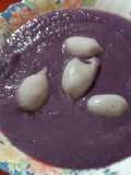 Puré de lombarda con chipirones