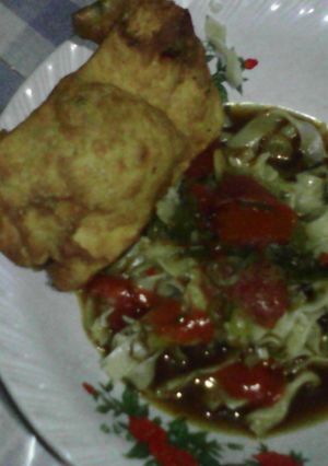 Foto resep Kwetiaw bayam pangsit goreng