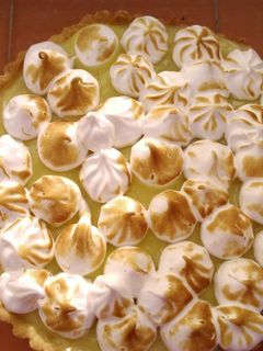 Una foto de Tarta de limón y merengue