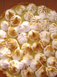 Una foto de Tarta de limón y merengue
