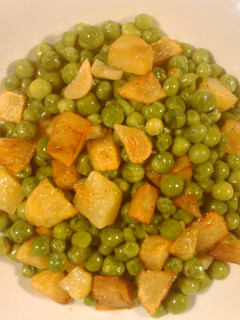 Una foto de Guisantes con patatas