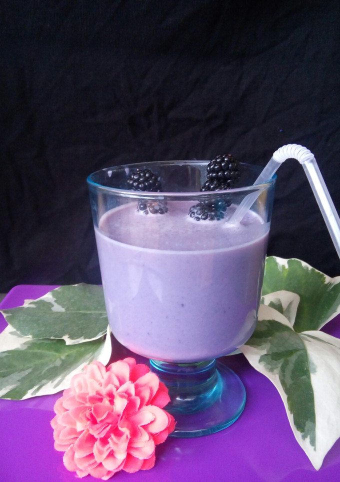 Una foto de Batido de mora