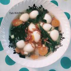 A picture of Sup Telur Puyuh.