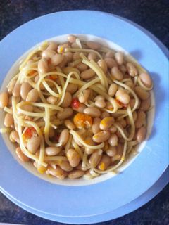 Una foto de Porotos con riendas