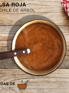 Una foto de Salsa roja de jitomate con chile de árbol