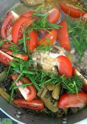 Hình của món Canh cá chép om dưa.
