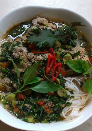 Hình của món Bún riêu cua .