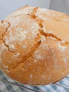 Una foto de Pan crujiente y facilísimo