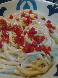 Una foto de Espaguetis con Salsa Roquefort y Peperoni
