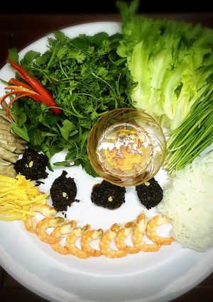 Hình của món Cuốn rượu nếp - Quà ngon dịp Tết Đoan Ngọ.