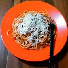 A picture of Spaghetti Jamur Sosis.