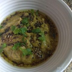 A picture of Green tomato chutney.