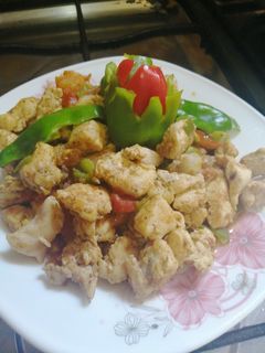 صورة لوصفة طبق سريع وتقطيع عشوائى بس طعم تحفة 😋