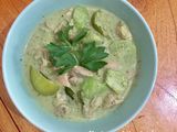 Kari ayam hijau jeruk purut