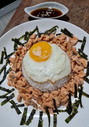 Foto resep Salmon with Garlic 🧄 Sauce