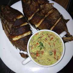 Tafi fish with guacamole A picture of Tafi fish with guacamole.