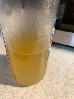 A picture of Zero waste apple core juice.
