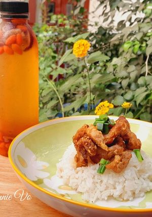 Hình của món Cơm thịt nướng.