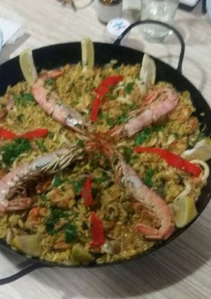 Una foto de Paella valenciana