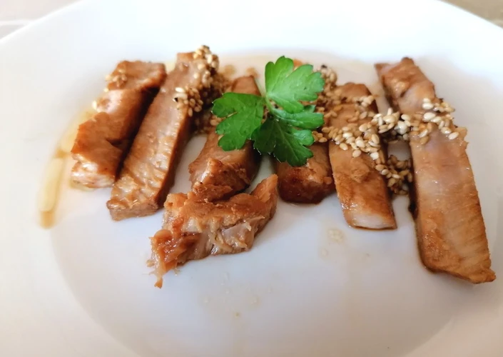 Pasos sencillos para Hacer  Tataki de atún