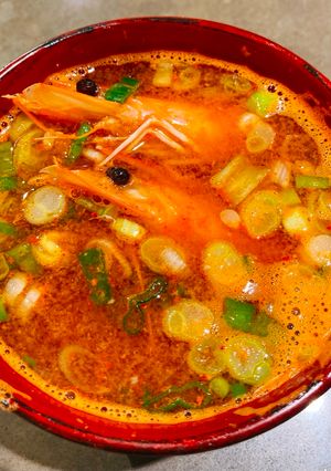 A picture of King prawn red miso soup.