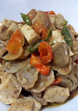Foto resep Tumis Tahu Jamur Pedas