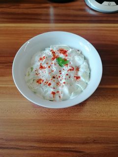Tejfölös uborkasaláta recept fotója