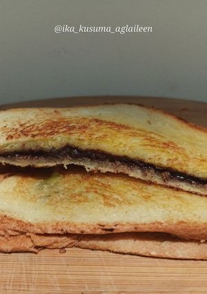 Foto resep Simple Chocolate Toast