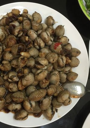 Hình của món Sò huyết xào me.
