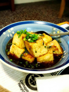 A picture of Fried Tofu with Soup Stock.
