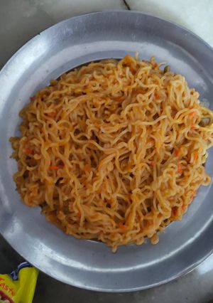 मसाला मैगी (masala maggi recipe in Hindi) रेसिपी मुख्य फोटो