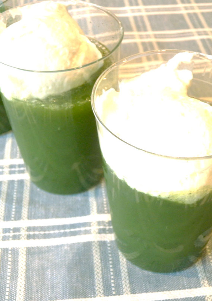 Una foto de Gelatina de té verde Matcha