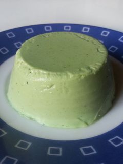 Una foto de Panna Cotta de té Matcha