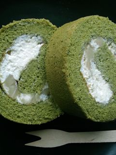Una foto de Roll Cake de té Matcha