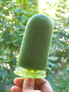 Una foto de Polos Helados de Matcha Latte