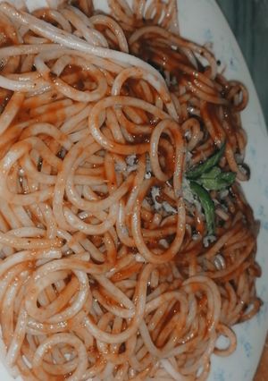 صورة لوصفة معكرونة سباغيتي على طريقتي جربوها 😋
