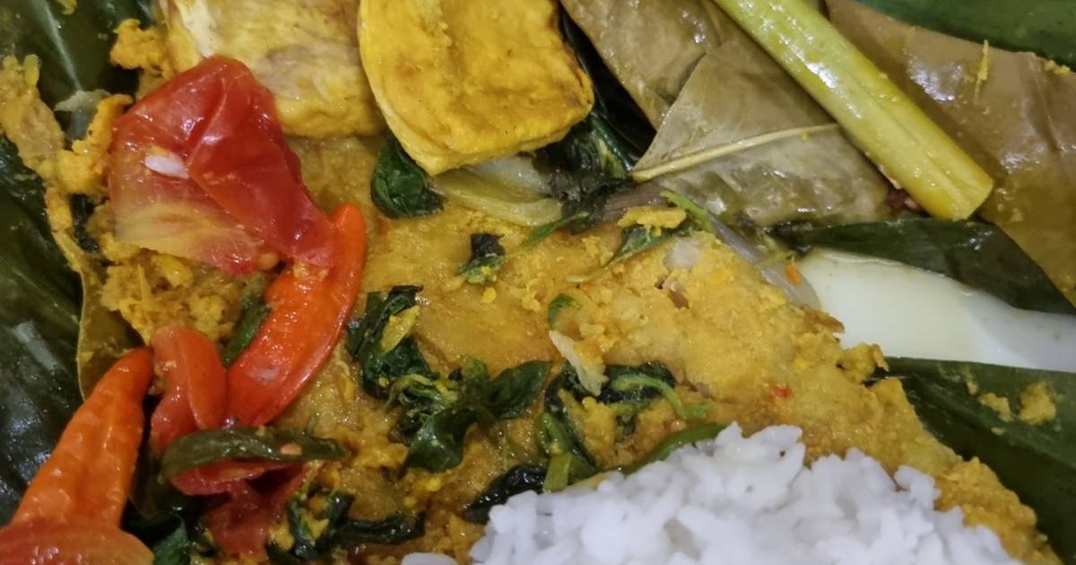 24 resep ikan dori kukus pakai daun pisang enak dan mudah - Cookpad