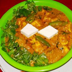 A picture of PaneerButterMaleiInDhabaStyle.