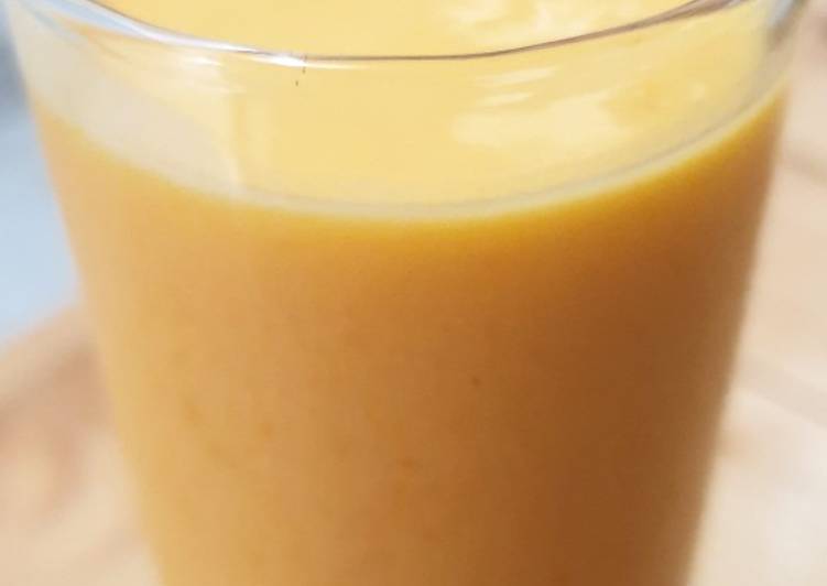 Cara menyiapkan Mango Yakult Smoothie  yang Enak Banget