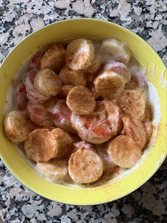 Una foto de Bowl Break: Yogur con Canela, Plátano y Fresas!