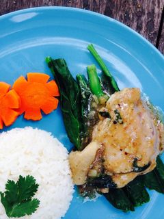 รูปของ ข้าวไก่อบยอดผัก