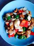 Stir-Fried Chicken with Cashew Nuts