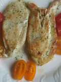 Filetes de pechuga de pollo con ajo y perejil