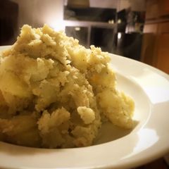 A picture of Potato Salad.