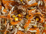Ensalada de col y pollo