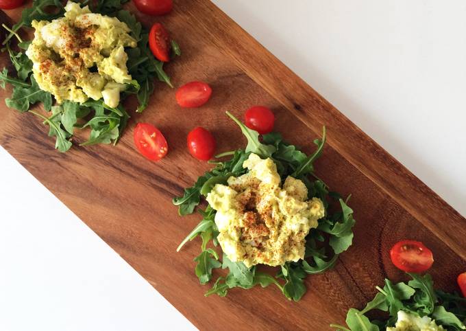 Healthy Avocado Egg Salad (No Mayo)