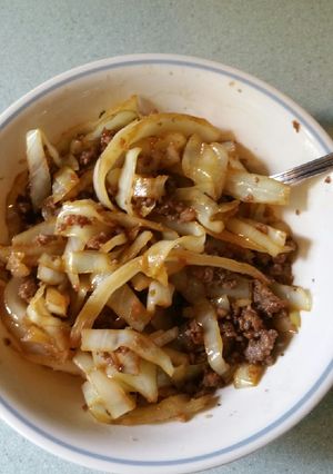 A picture of Keto Egg Roll in a Bowl.